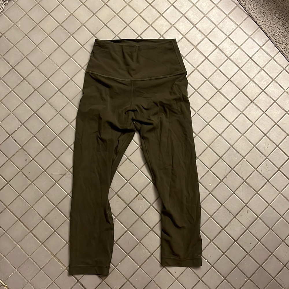 Lululemon olive green leggings size 4